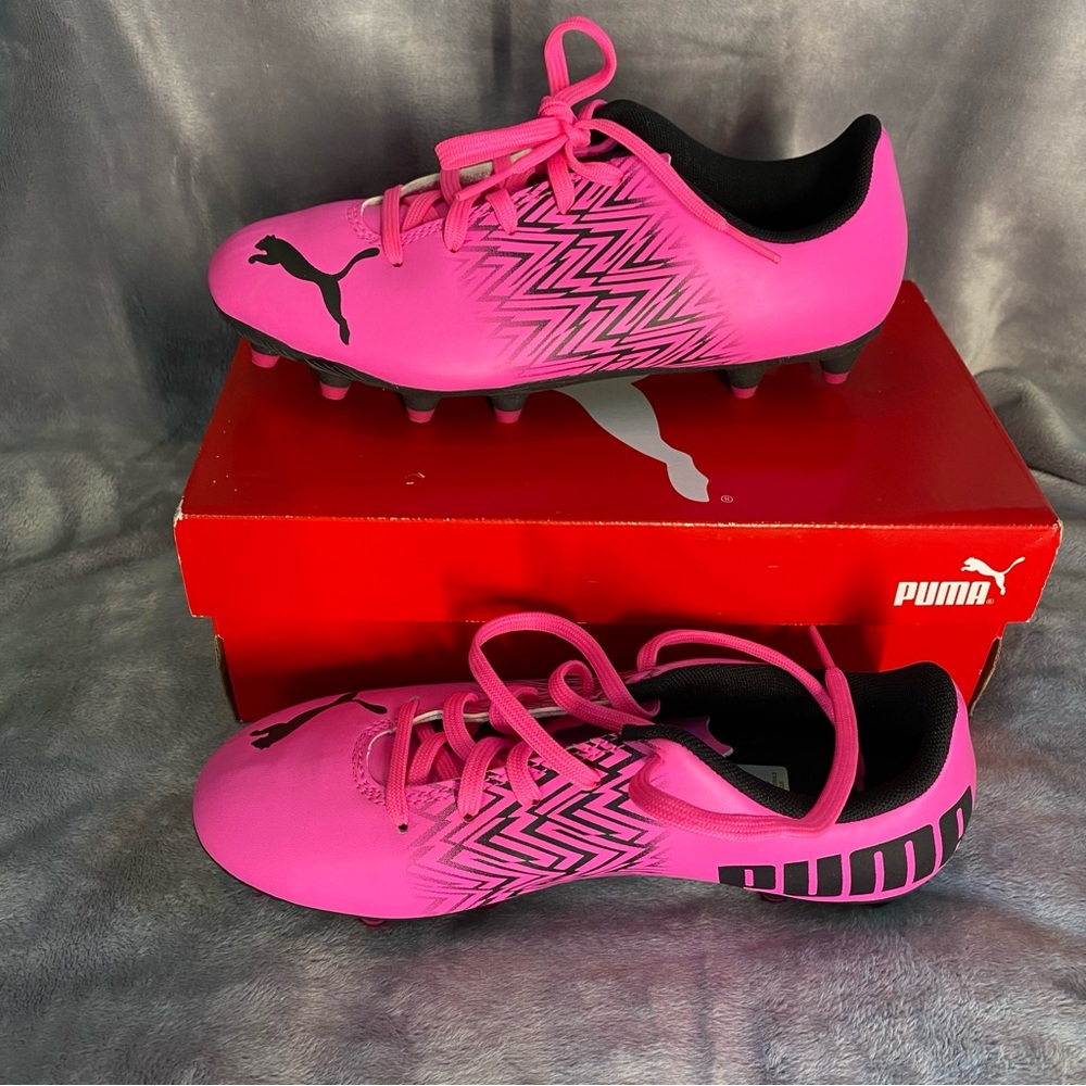 Puma Junior Soccer Cleats in Pink
